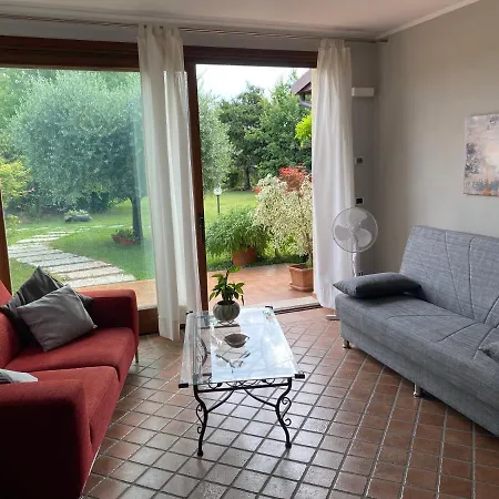 Bilocale Indipendente In Casa Singola Guest house *